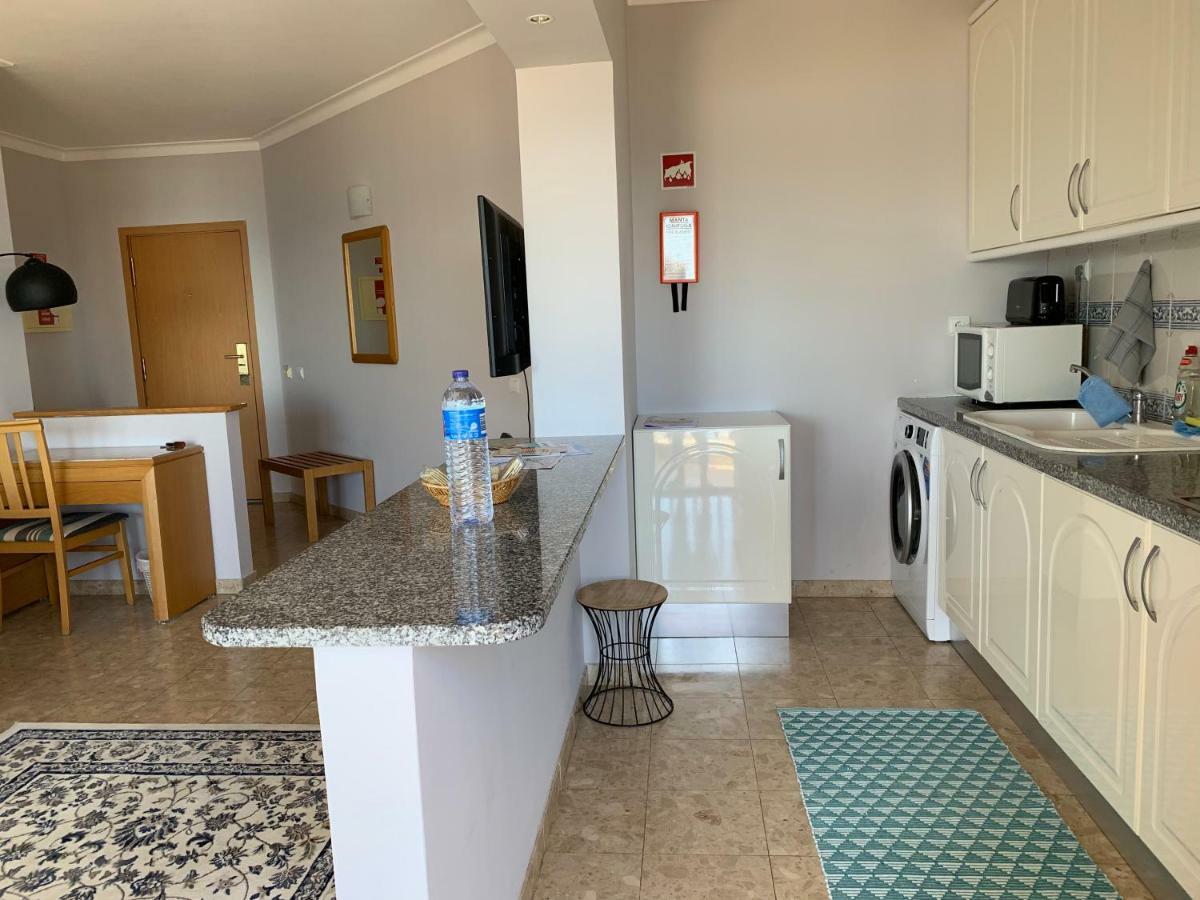 Panoramic Apartment In Portimao: Ocean View, Wifi المظهر الخارجي الصورة