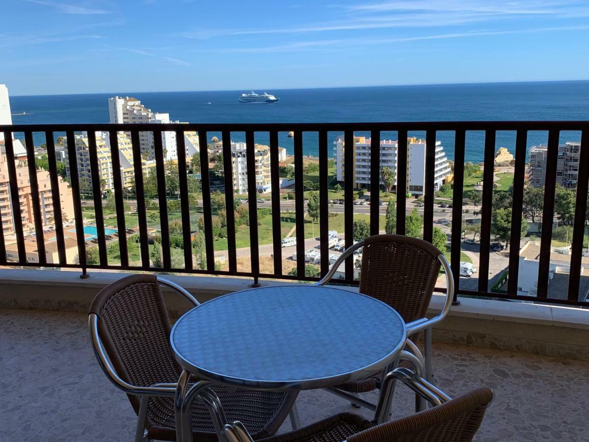 Panoramic Apartment In Portimao: Ocean View, Wifi المظهر الخارجي الصورة